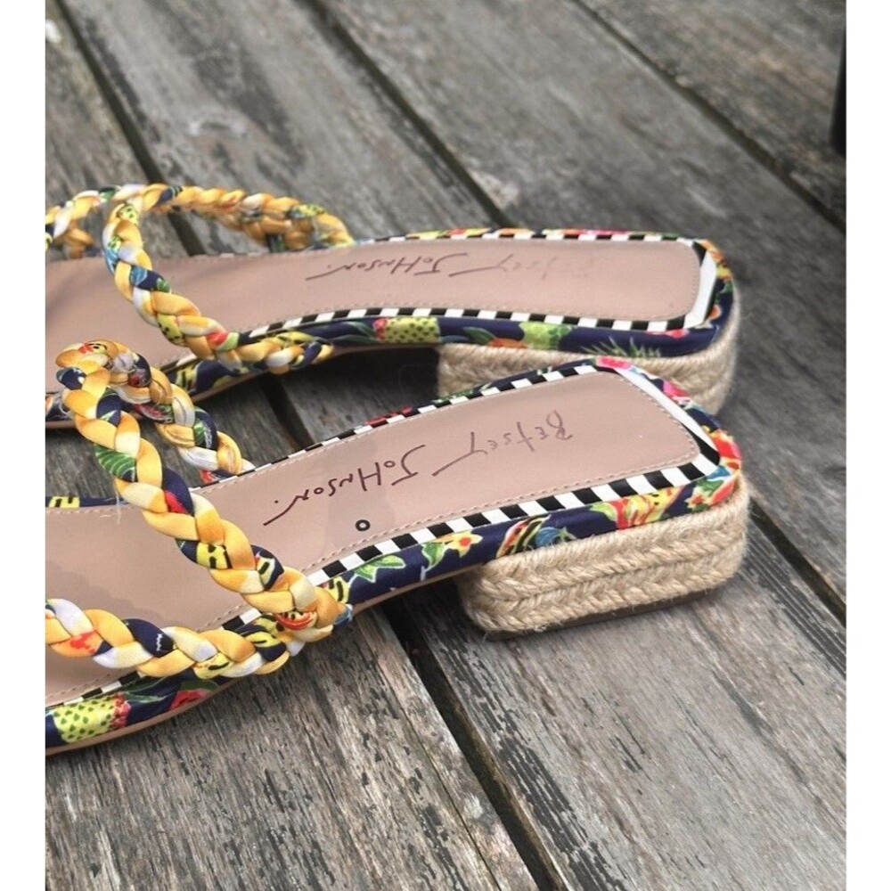 Betsy Johnson Womens Size 6 Grovee Yellow Multi Woven Slip On Block Sandals - Picture 5 of 10